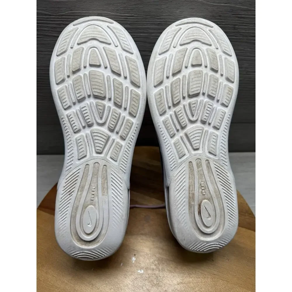 Nike Air Max Axis (GS) Girl's Size 7Y Running Shoes Pink Gray.
